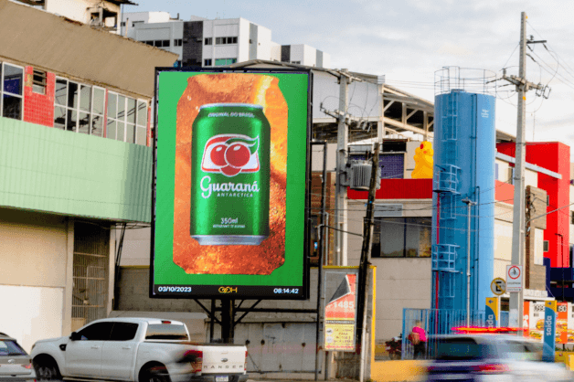 661d8f097490d5a29b5df6a6_image-praca-4